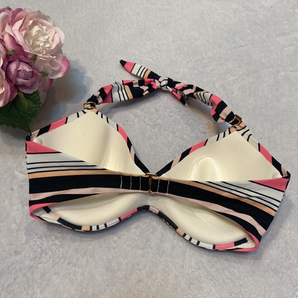 VICTORIA’S SECRET Size 34DD Bikini Top - Picture 6 of 8